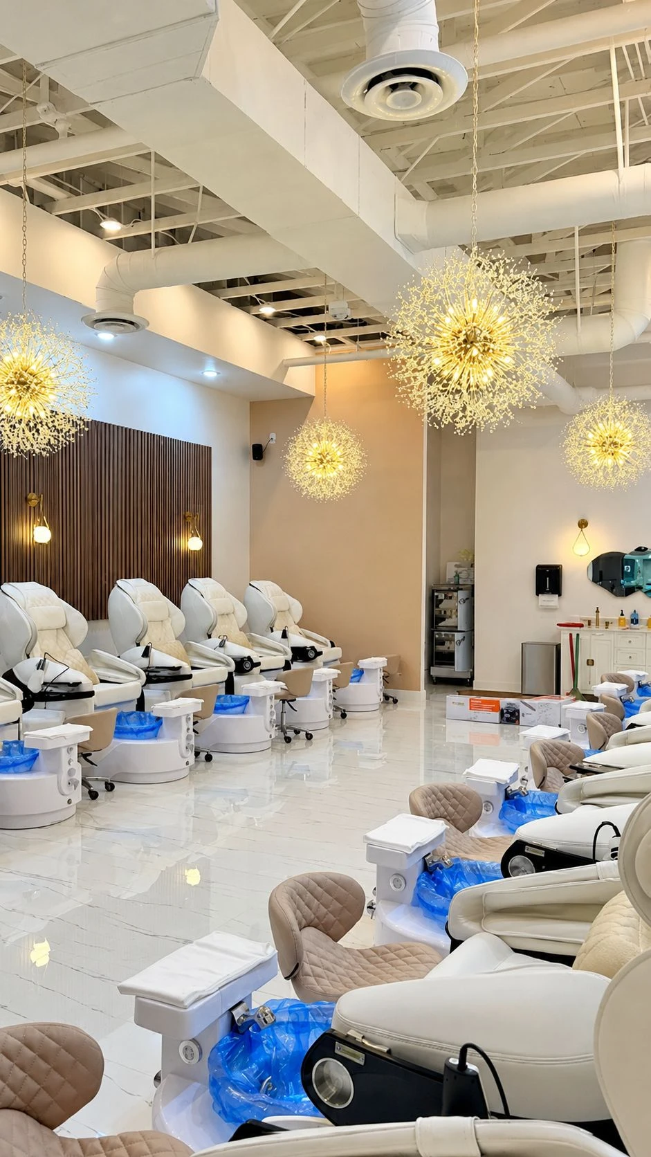 Nail Salon August 11